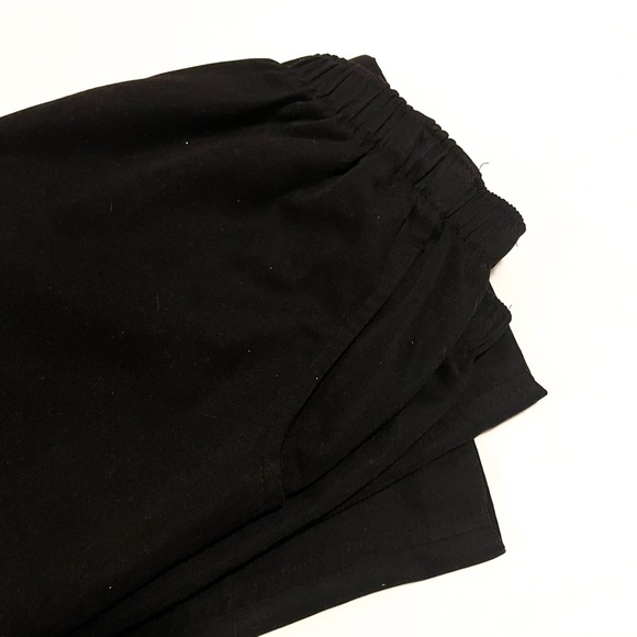 ALIA Cropped Wide Leg Trousers - Picture 4 of 5